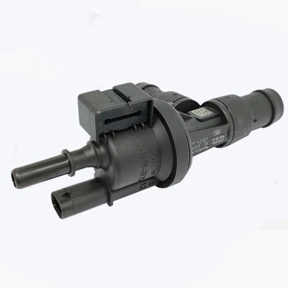 

Fuel Tank Vent Valve Vapor Canister Purge Solenoid Valve 1390-7614-013 for 16-20 Vvt Oil Control