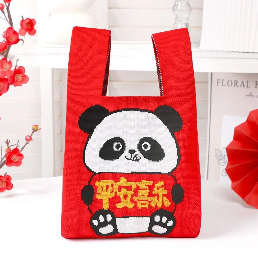 

Вместительная женская сумка-тоут