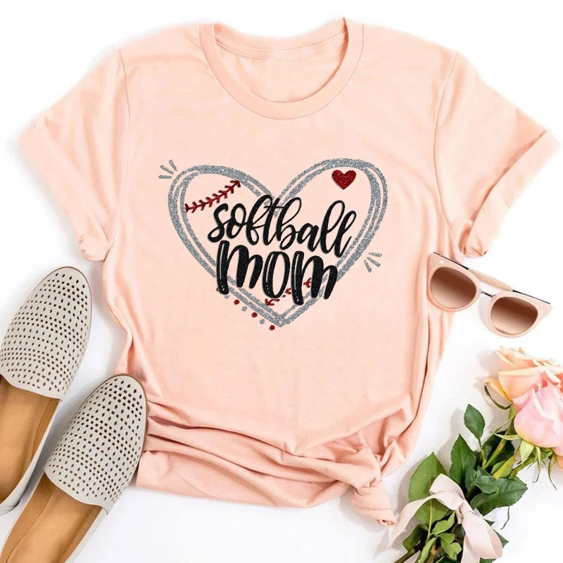 

Softball Mom T Shirts Vintage Softball Women Clothing Mom Heart Tops Casual Mother's Day Clothes Aesthetic T-shirts