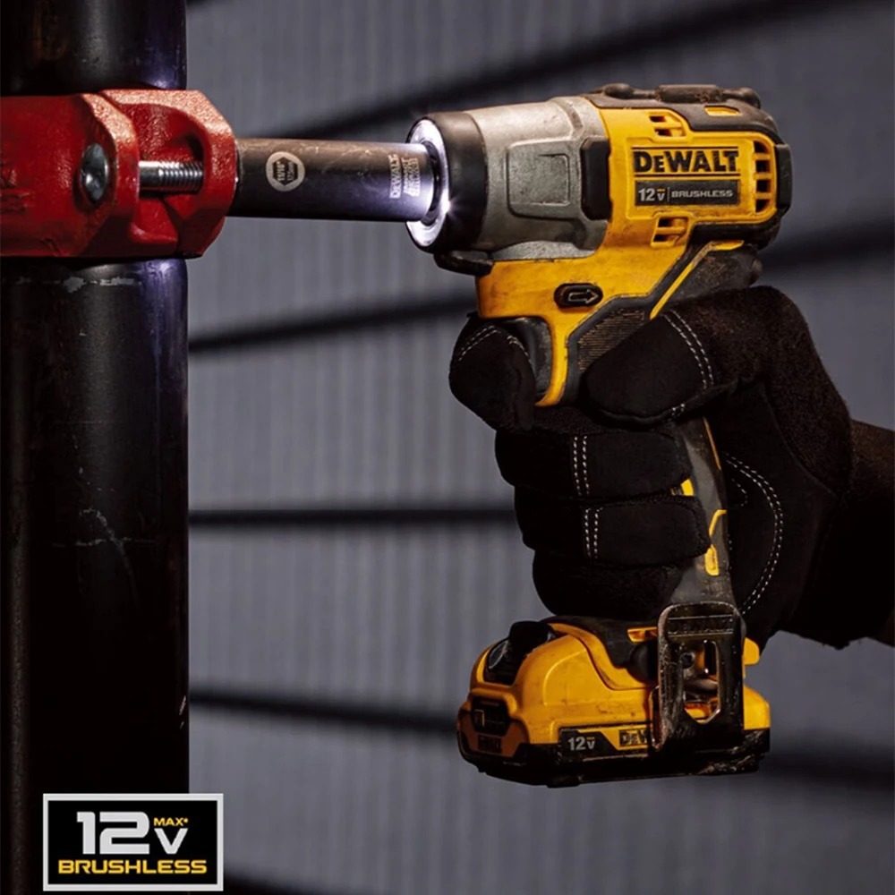 DEWALT hemostatic DCF902 in