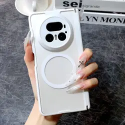 Deluxe Skin - Friendly Silicone Magnetic Back Cover with Wireless Charging for Honor Magic V6 (White)