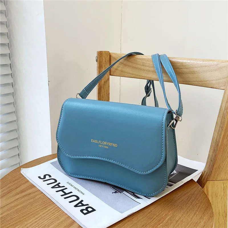 Рисунок 4 - Седельная женская сумка через плечо