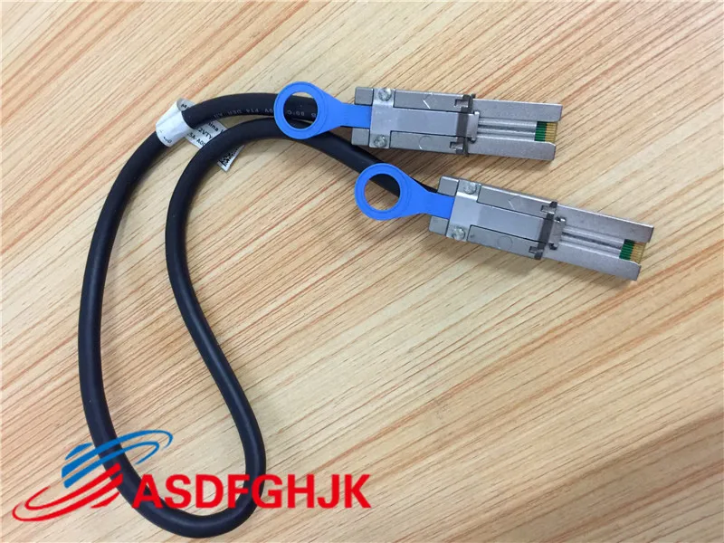 

Для Dell 0,5 m Mini-sas to Mini-sas cable dell p/n 022VTY 22VTY SFF-8088 to SFF-8088 100% TESED OK