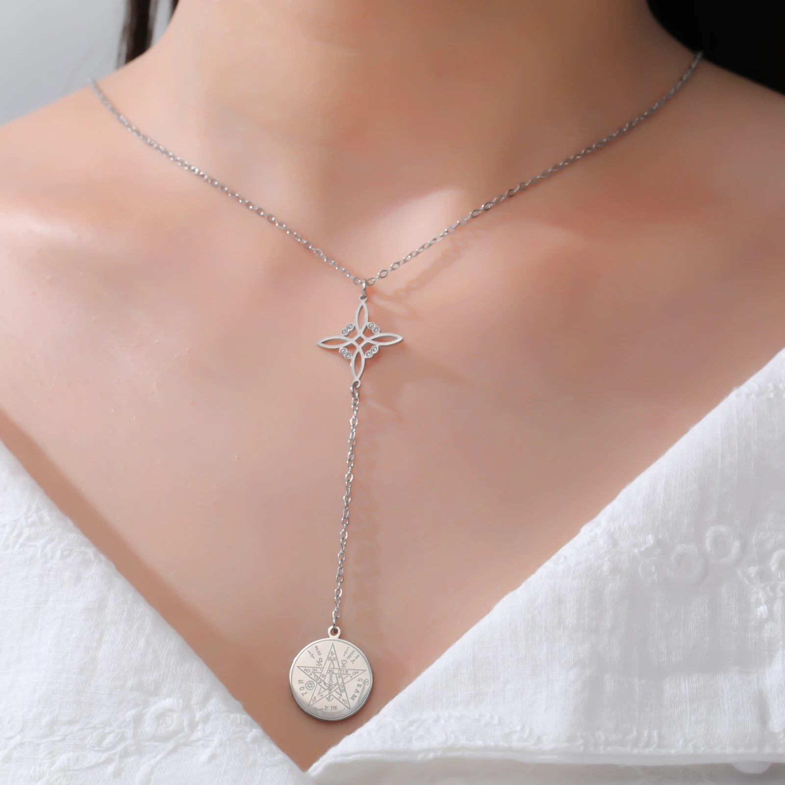 Skyrim-collar con colgante de nudo de bruja, tetragrammaton, doble amuleto, protección, collares de acero inoxidable, regalo de joyería de pentagrama 4