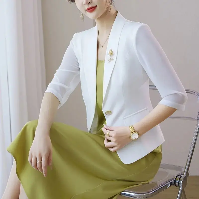 Women's Summer Korean New Chiffon Small Suit Coat Fashion Candy Button Panel Lightweight Breathable Versatile 3/4 Sleeve Coat