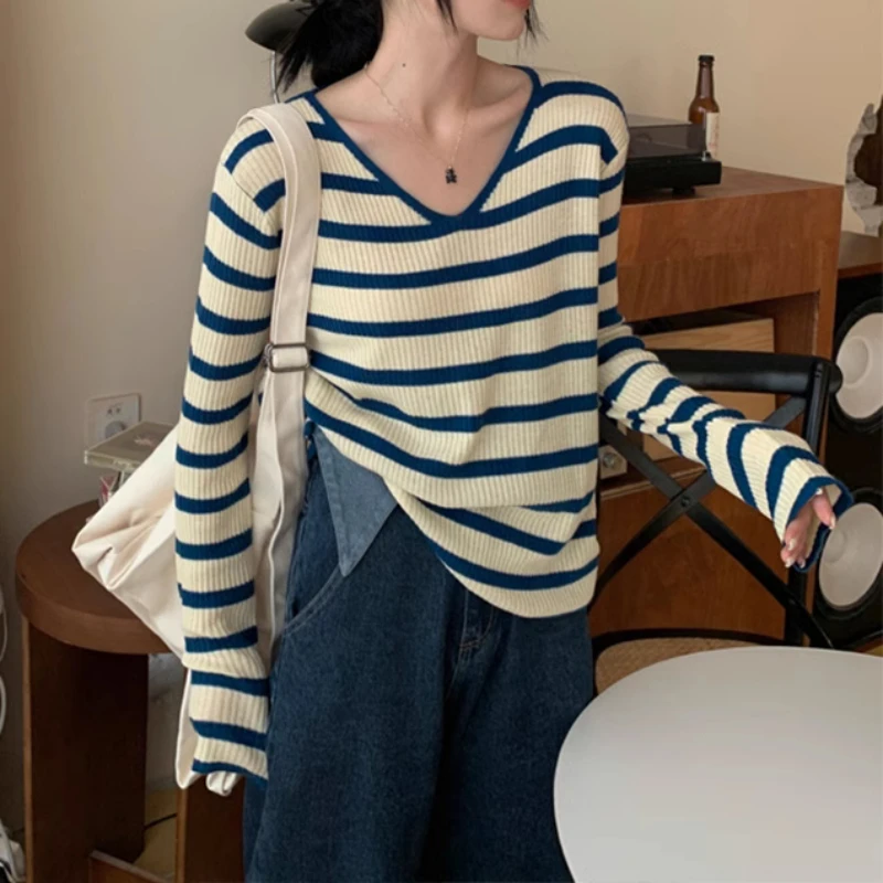 

Striped V-Neck Women Sweater Slim Elegant Long Sleeve Casual Pullovers 2023 Autumn Winter Clothes Knitted Undershirt for Women
