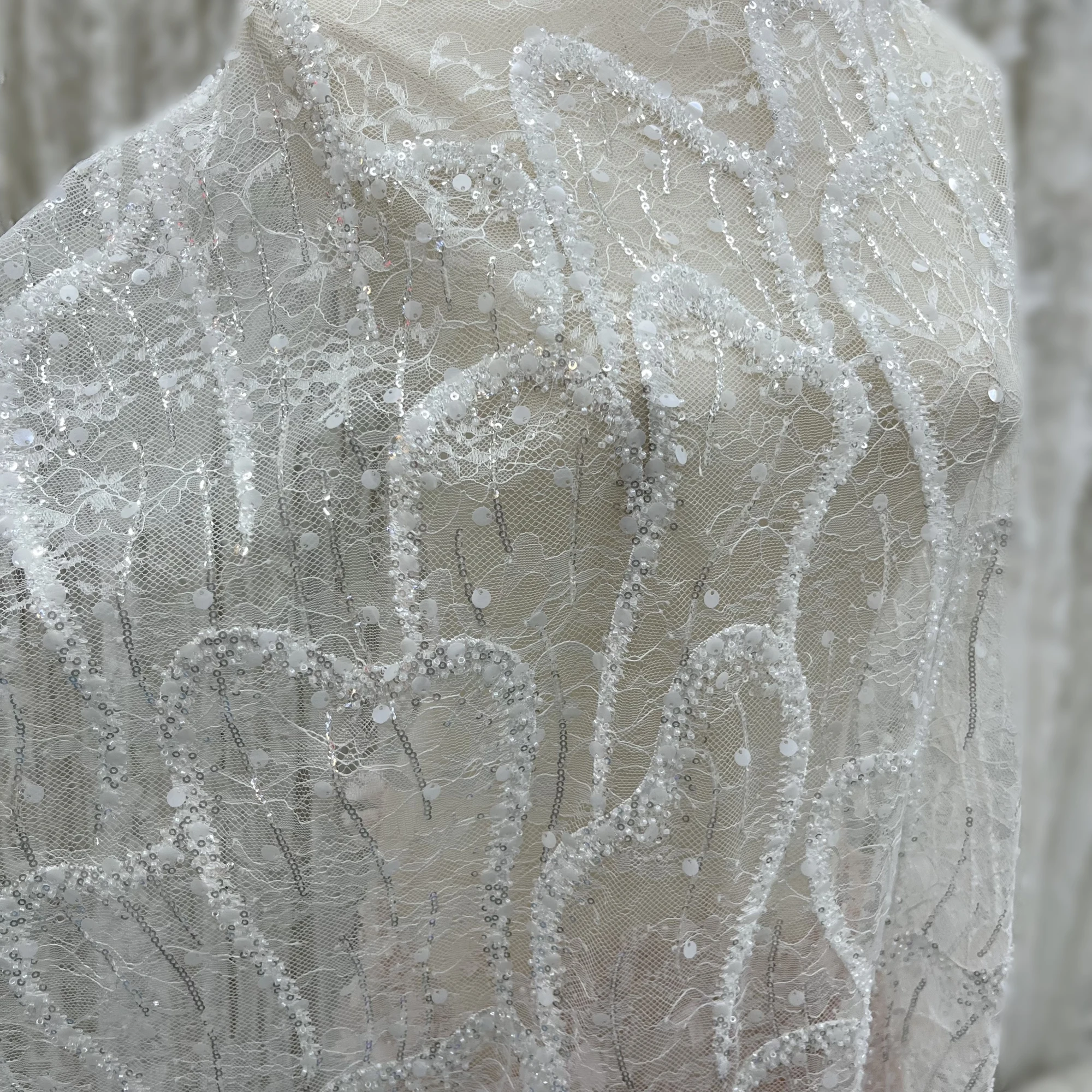 

Simple Wave Line Sense Sequins Beads Embroidery Wedding Dress Lace Fabric Furniture Curtains Decorations