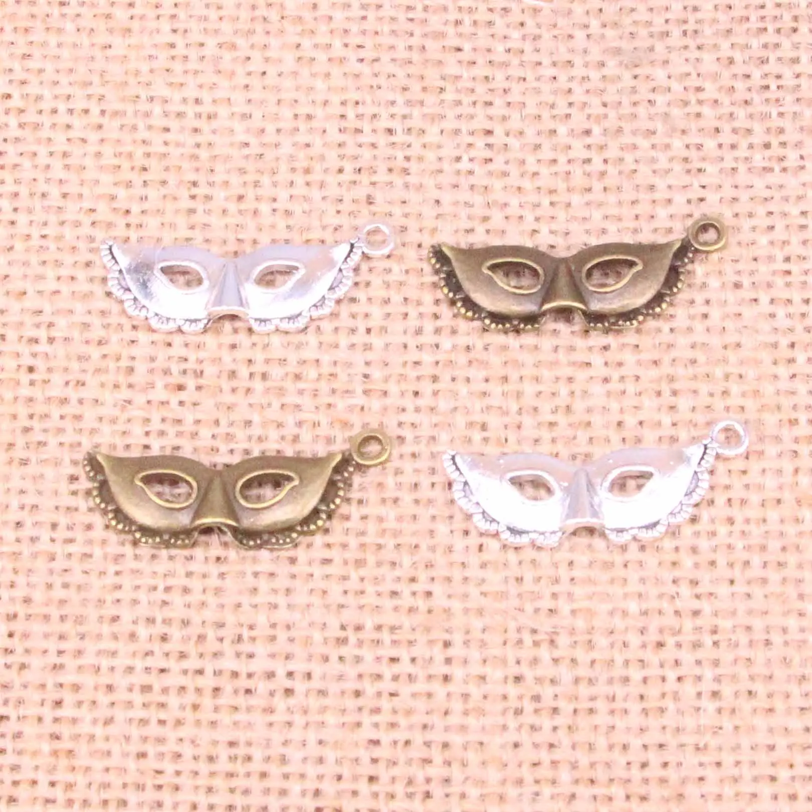 16pcs Antique Silver Plated party mask masquerade mardi gras Charms Pendants Fit Jewelry Making Findings Accessories 31*12mm