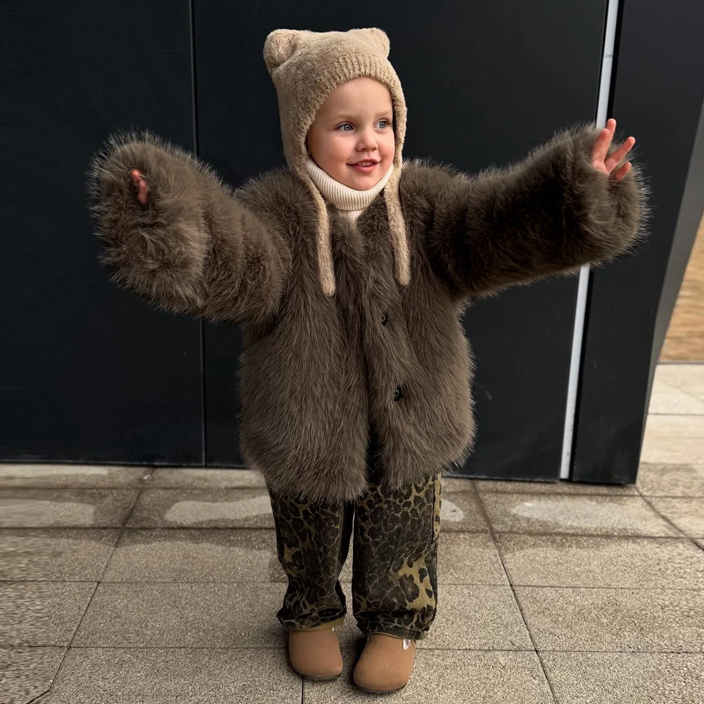  여아 퍼 재킷 단색 두꺼운 아동 여아 플러시 코트 신상 겨울 패션 어린 여아 푹신한 외투