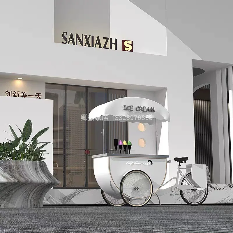 Internet celebrity upside down donkey tricycle outdoor activities Meichen dining car shopping mall street view bazaar