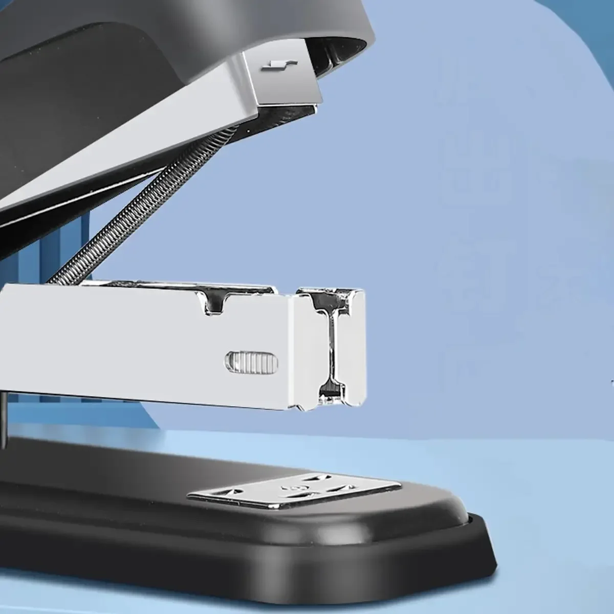 Portable Multifunctional Metal stapler 1 Pcs For Student Schools and Offices metal stapler