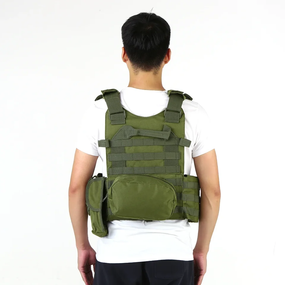 Men's Tactical Outdoor Vest with Hydration Pocket