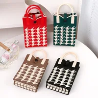 Knitted Crossbody Phone Bag Fashionable Casual Handbag Adjustable Shoulder Strap Small Niche Single Shoulder Handbag 2