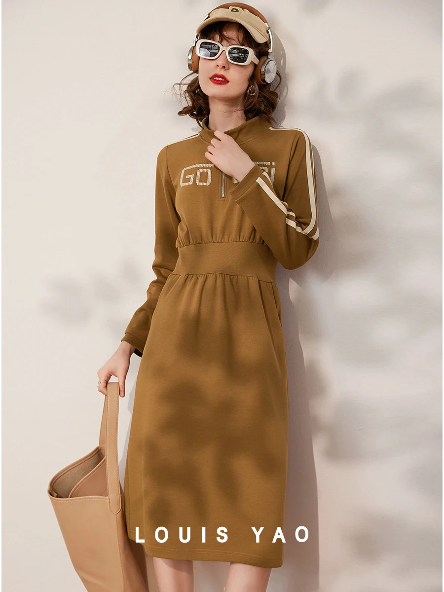 

LOUIS YAO Women Sporty Dress 2024 Spring New Stand Collar Long Sleeve Contrast Color Embroidery Letters Mid Length Dress