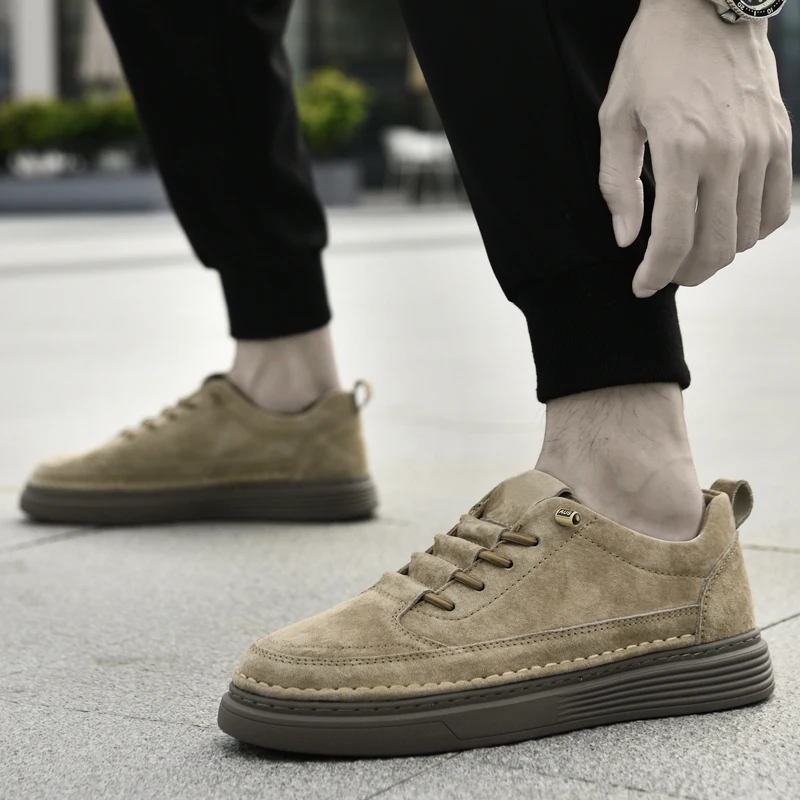 

Fashion Spring Suede Outdoor Shoes Male Flats Breathable Mens Sneakers Men Casual Walking Shoes Male All-match Skate Footwear