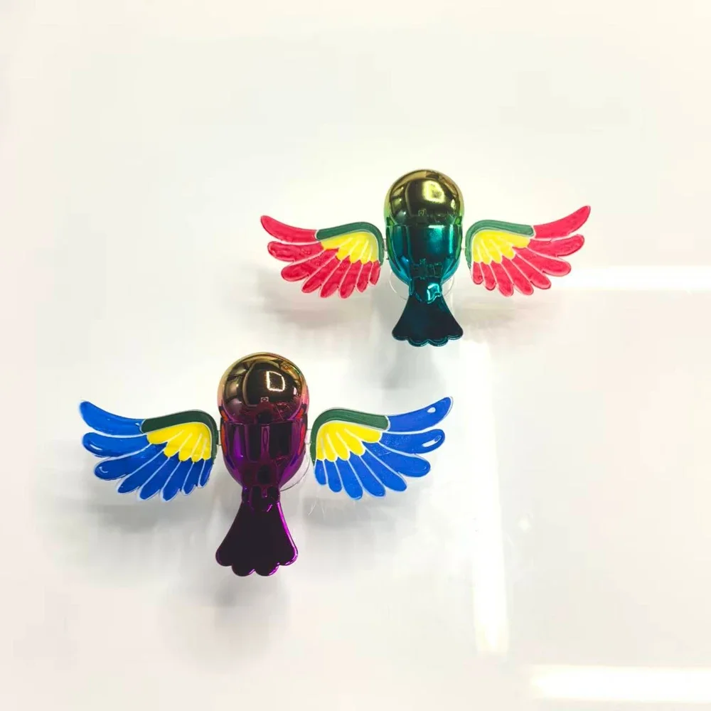 Wind-activated Flapping Wing Bird Car Decoration
