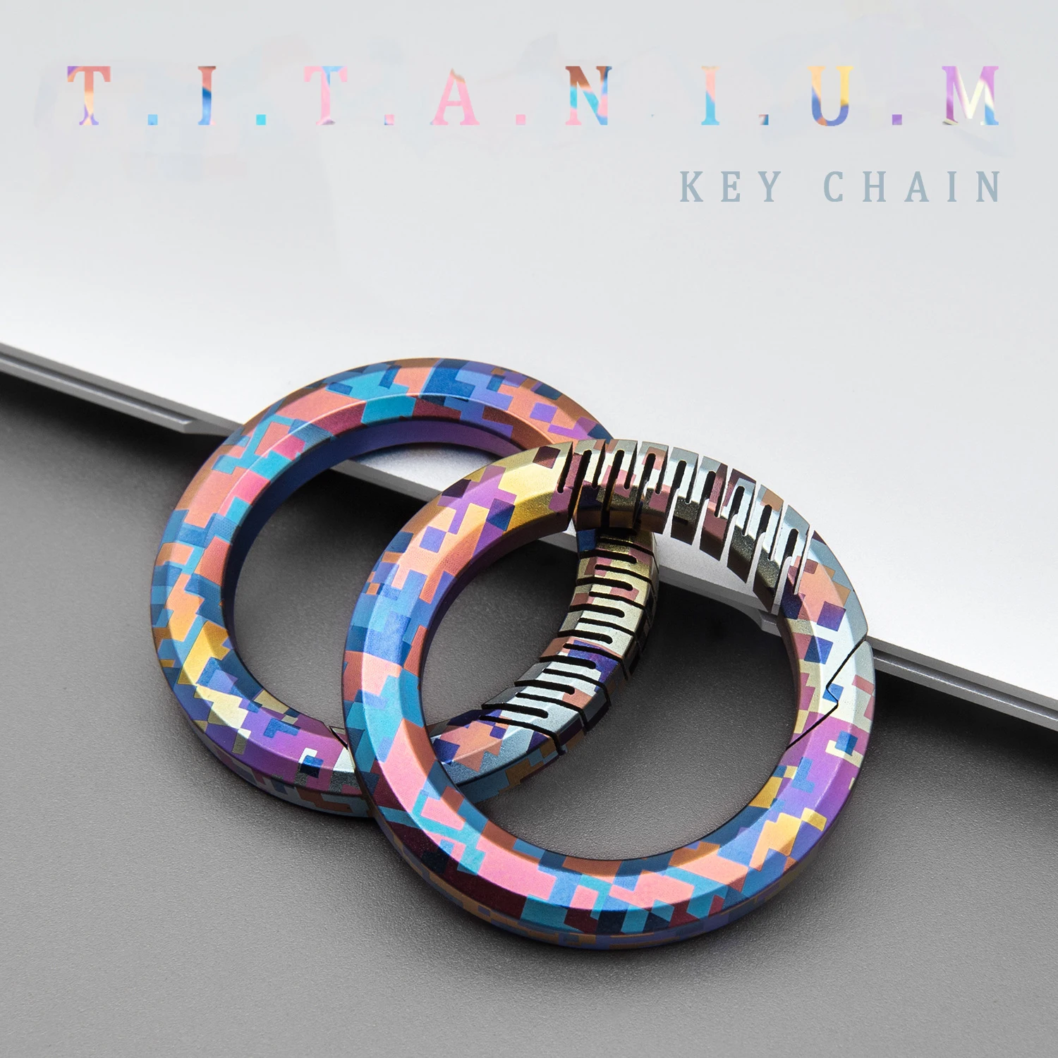 Titanium Alloy Metal Men's Key Chain Light welterweight Waist Hanging Mad Cowhide Car keychain key Ring Universal Key Pendant