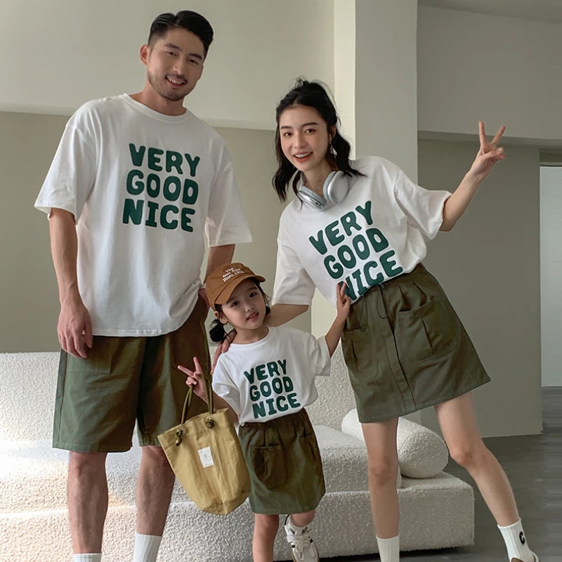 

Mother and Daughter Fashion Skirts Family Look Clothes Korean Style Father Son Same Shorts New Parent-child Outfit Summer 2024