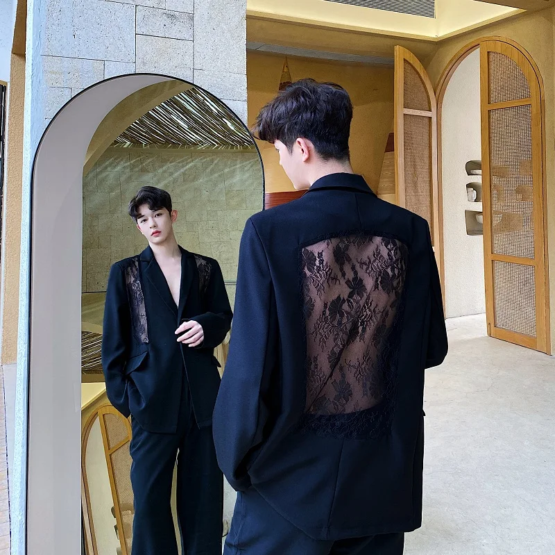

Sexy Hollow Lace Patchwork Backless Suit For Male Singer Dancer Stage Performance Model Runway Walking Red Carpet Evening Gown