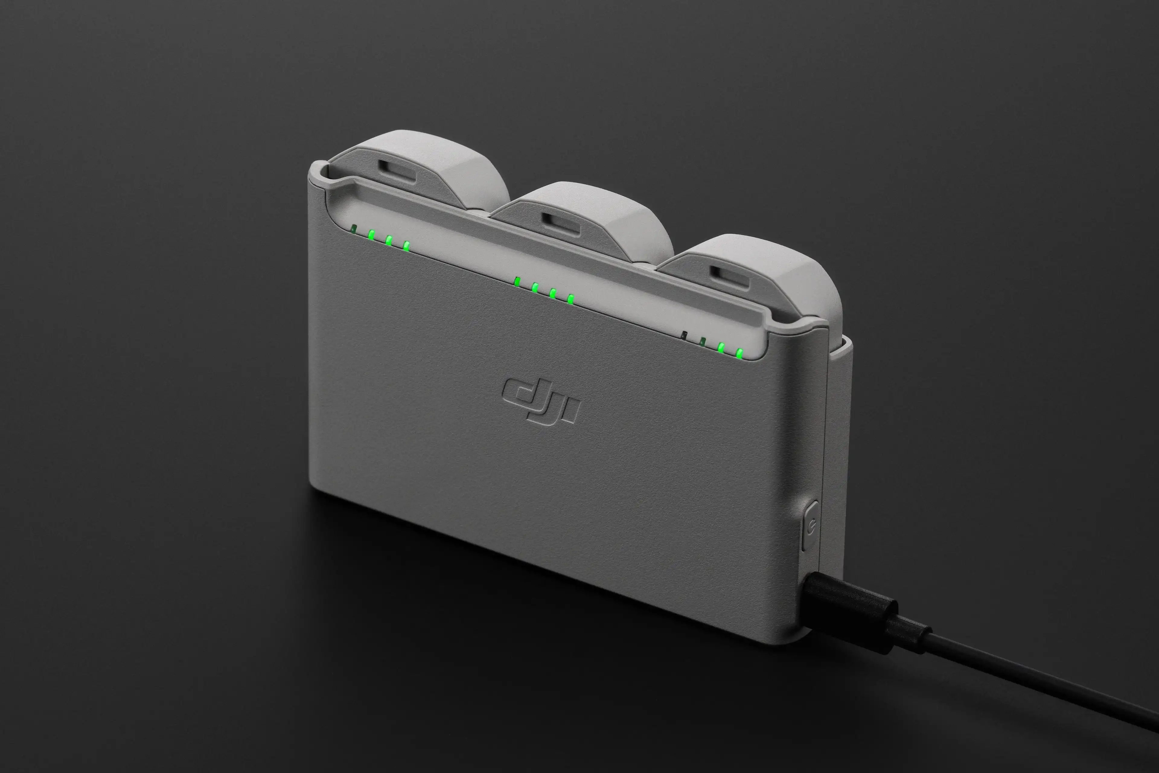 Description Picture 2 of item100% Newly DJ Two-Way Battery Charging Hub for Neo Mini Drone Batteries Accessories Stock Hot