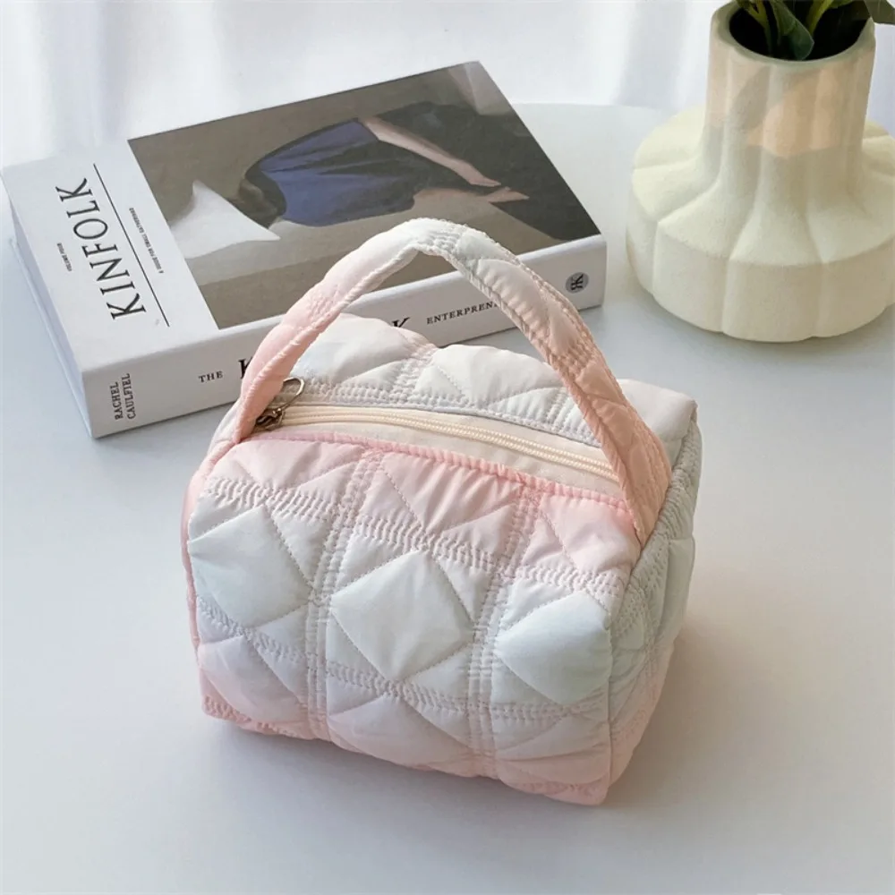 

Quilted Cosmetic Bags Women Fashion Rainbow Makeup Pouches with Handle Female Casual Versatile Large Capacity Storage Bag