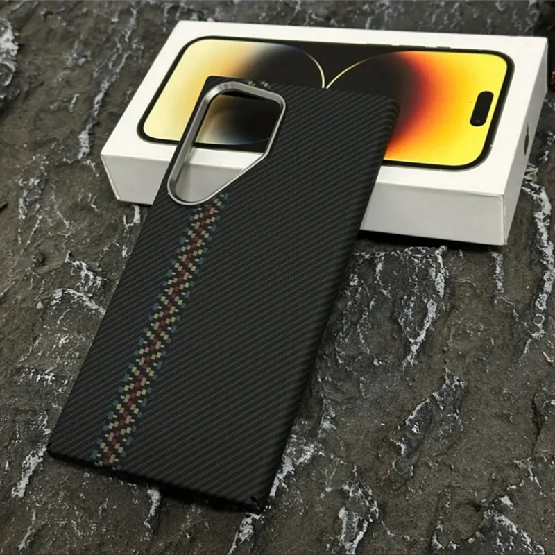MagSafe-Compatible Carbon Fiber Wireless Charging Case with Alloy Lens Cover