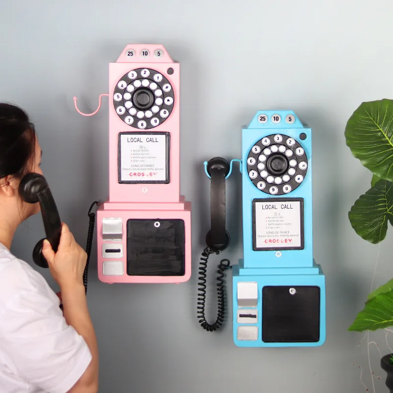 

Vintage Wall-mounted Telephone Model Nostalgic Cafe Bar Internet Red Wall Decorations Photography Props Display