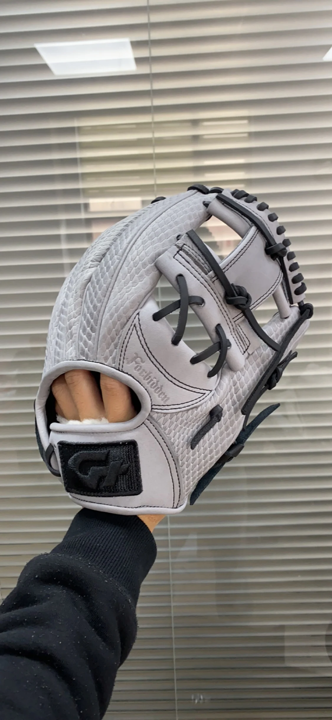 Design Leather Baseball Glove Adults Gifts Equipment High Quality Baseball Glove Catcher 11.5 Inch Gant Baseball Outdoor Sports - Baseball Gloves