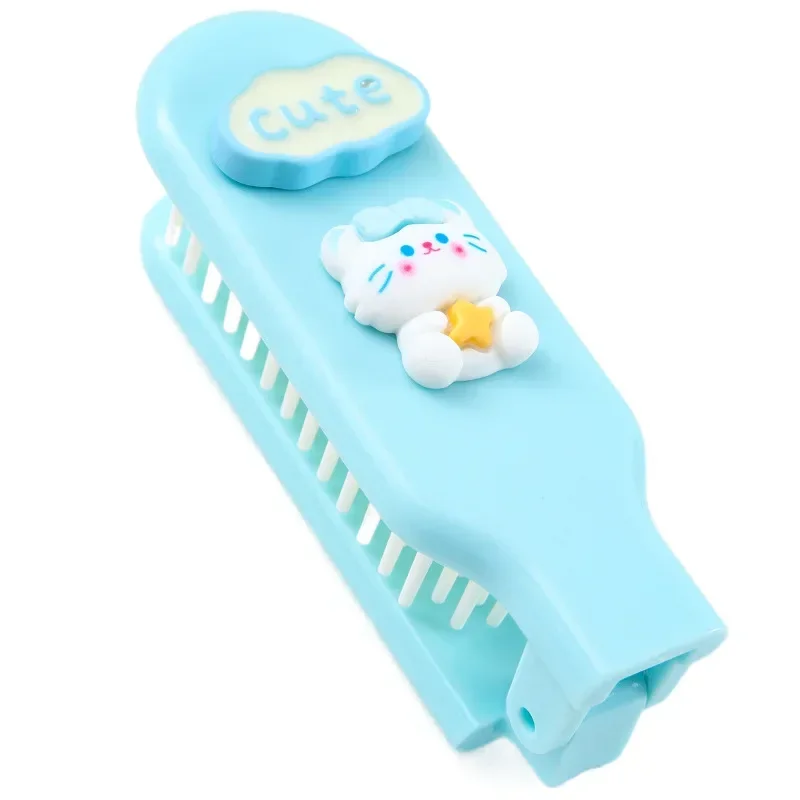 Mini Lovely Hair Brushes for Toddler Girl Cartoon Animal Baby Girls Comb Smalll Portable Hair Care Tools Accessories