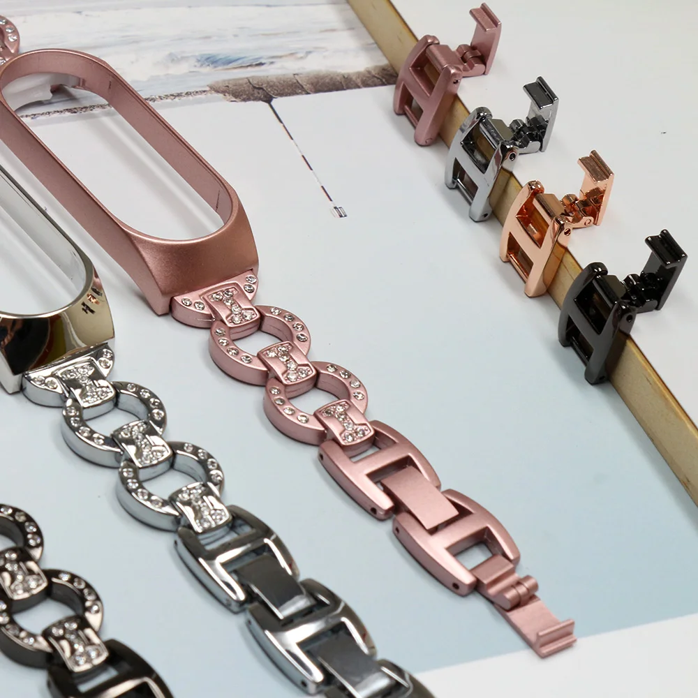 Elegant Metal Link Wristband Strap - Bling Smartwatch Accessory Bracelet Replacement
