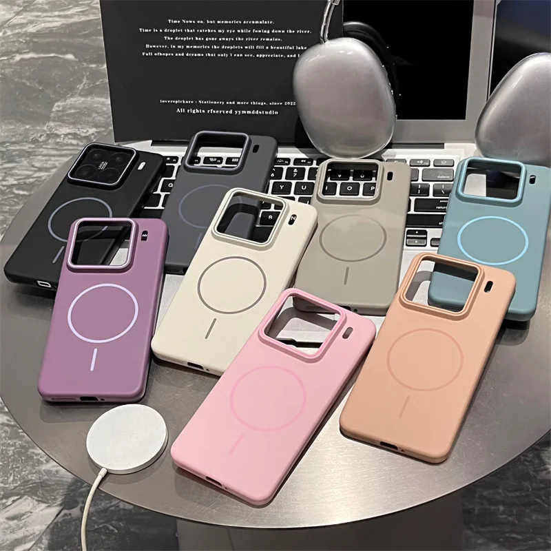 Matte PC MagSafe-Compatible Protective Cover