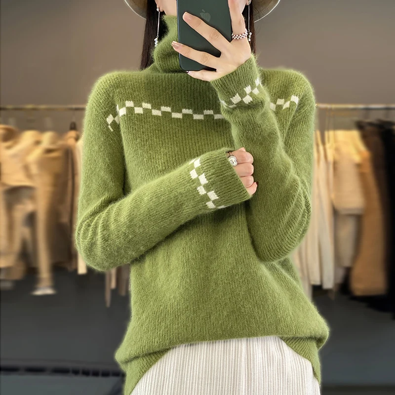 

23 Autumn Winter Women's New Mink Fleece Standing Neck Loose Color Matching Slim Fit Underlay Design Feel Fashion Woolen Sweater