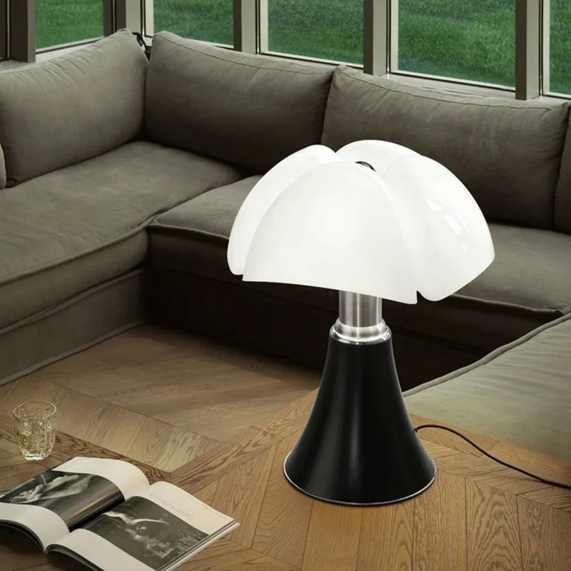 

Creative Flower Reading Desk Lamp Modern Gold Luxury Bedside Table Lamp Nordic Bedroom Bedside Study Small Table Lamp