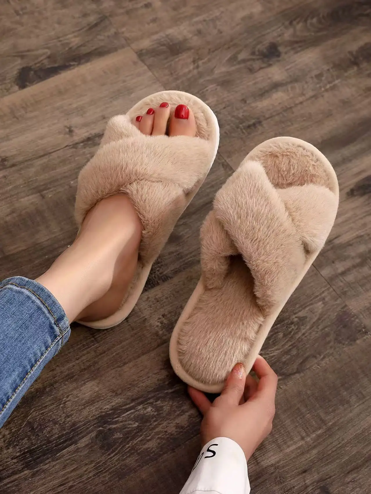 beige