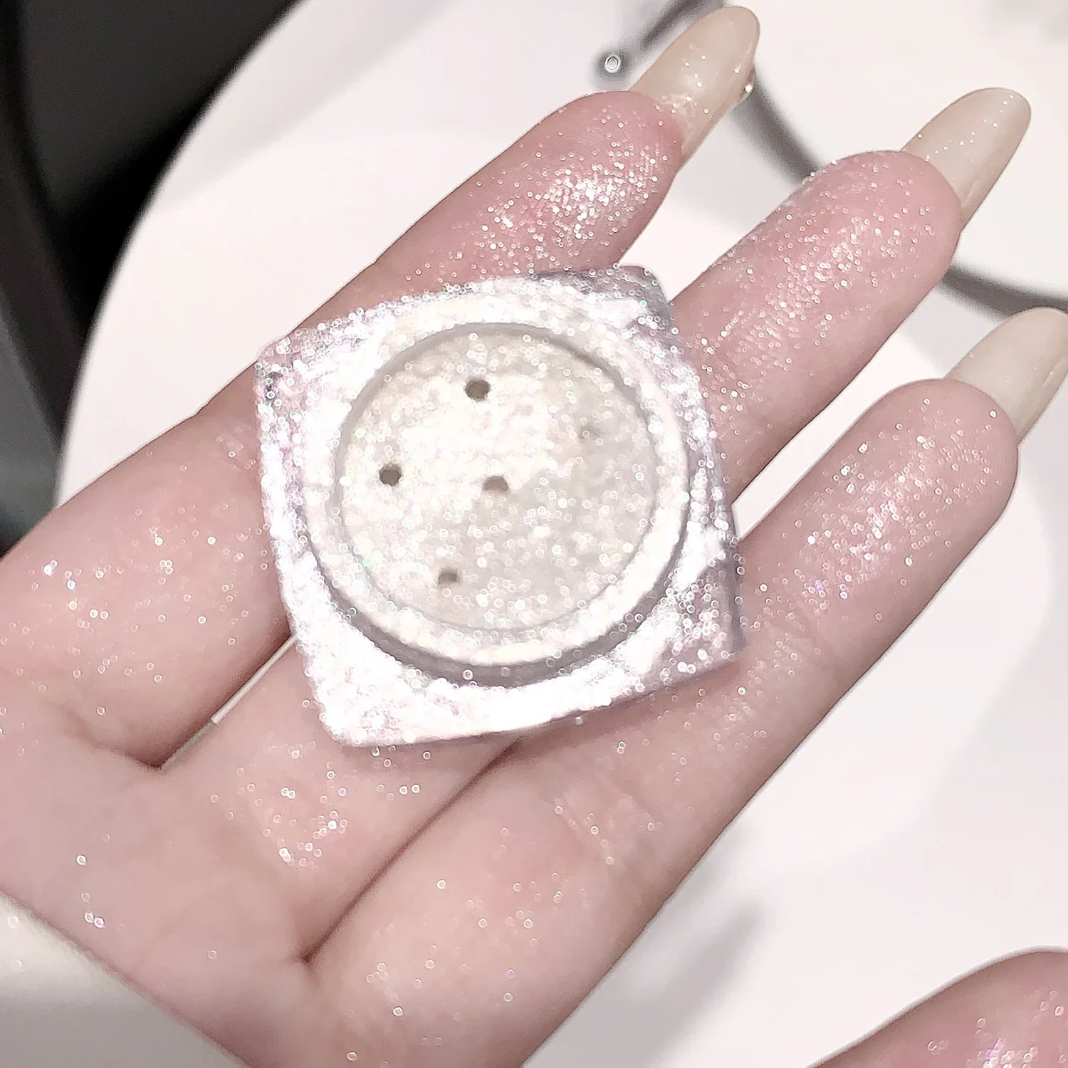 Shimmer Powder White Highlight Pink Glitter Highlighter Sparkling Powder Face Body Makeup Shimmer Eyeshadow Illuminator Cosmetic 2