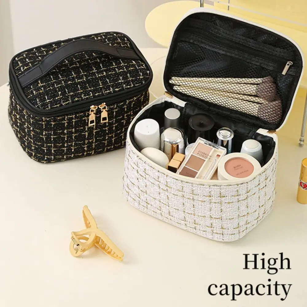 

Large-Capacity Makeup Bag Simple Space Saving Portable Cosmetics Storage Box Professional Handle Storage Organizer Bathroom