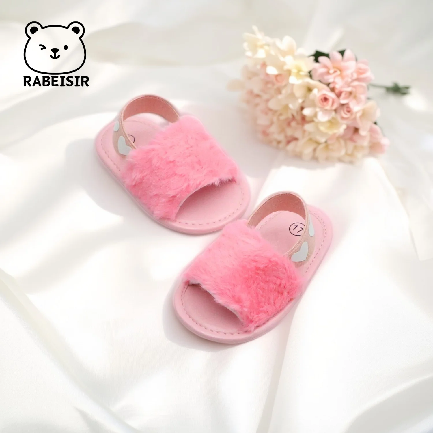 【Quality】 Baby girl winter breathable front shoes cute plush toddler shoes baby shoes.