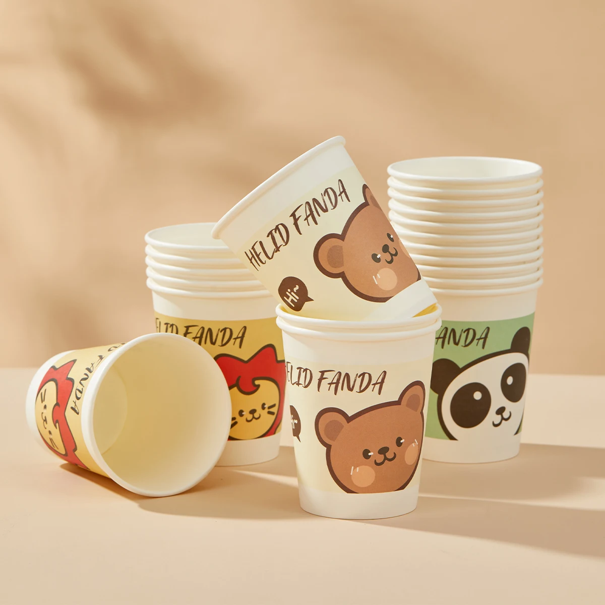 أكواب ورقية