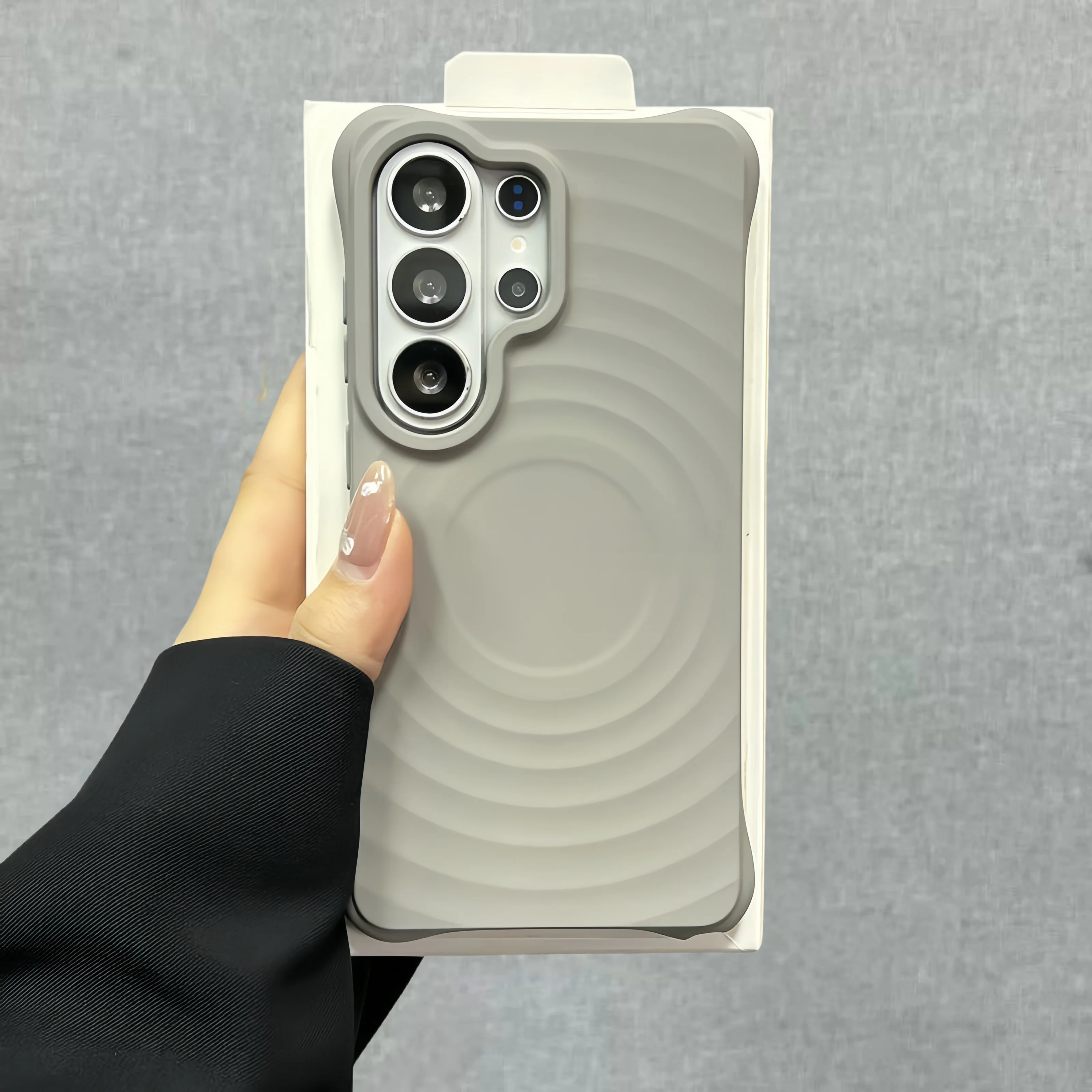 Soft Water Ripple Silicone Magnetic Case with Wireless Charging Compatibility