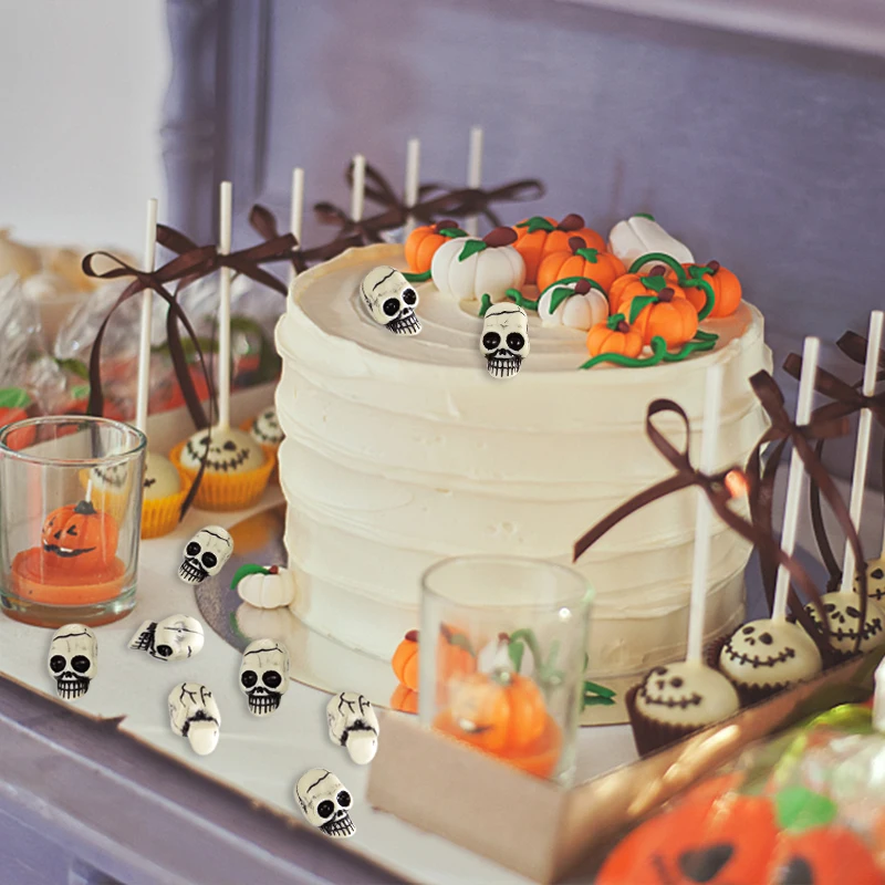 Mini Resin Skull Decoration