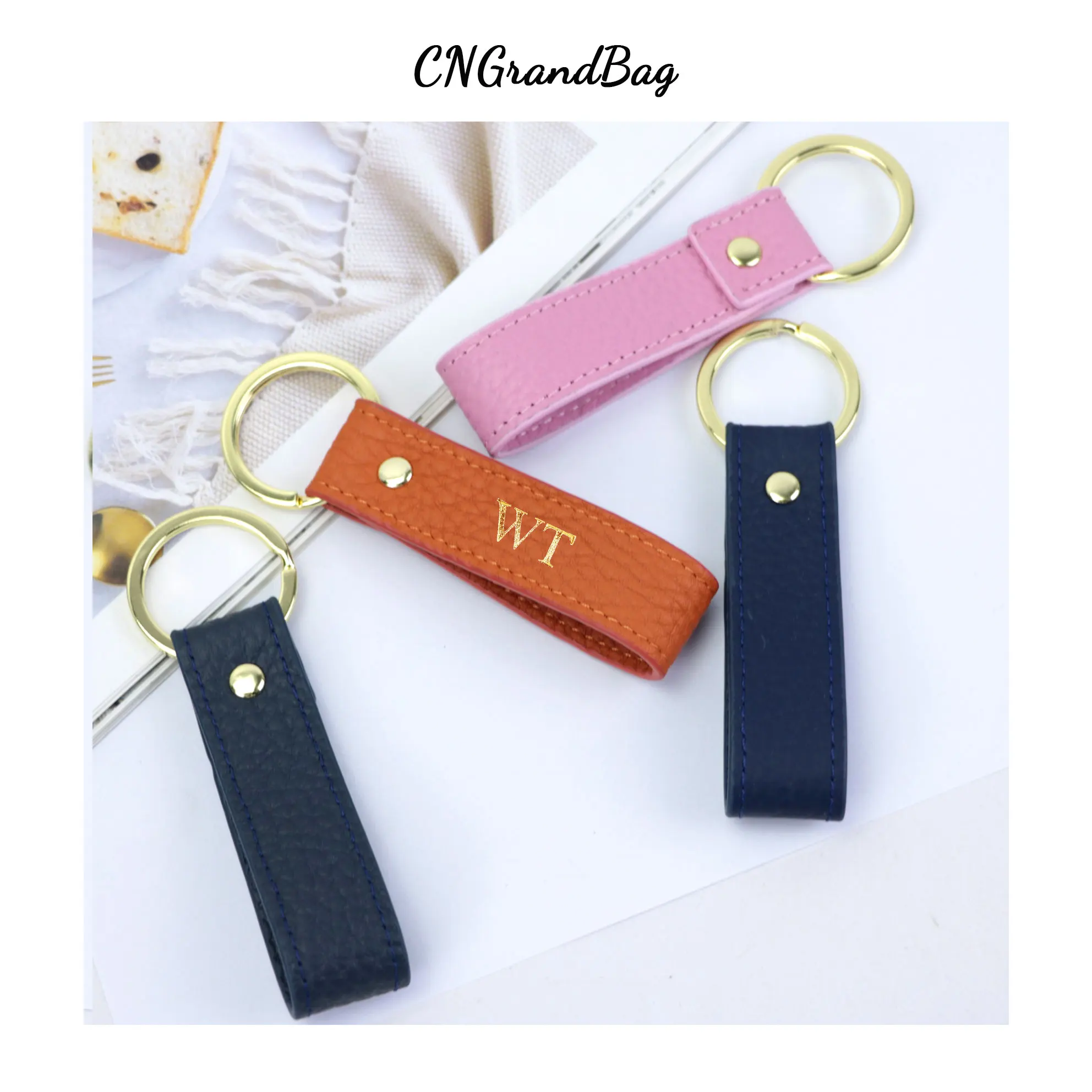 Leather Keychain Free Initial Letters Key Holder For Women Men Car Key Pebble Pattern High Grade Keychain Ring