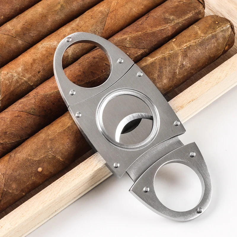 

NEW Cigar Cutter Portable Stainless Steel Pocket Size Smoke Knife Cigar Accessories