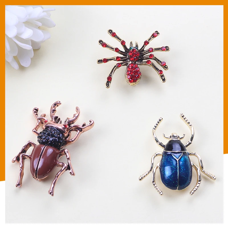 

Vintage Crystal Insect Beetle Spider Brooch Women Coat Lapel Pin Scarf Clip Jewelry Brooch