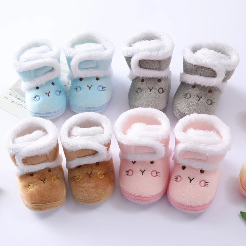 Baby Boots Winter Snow Boots Baby Shoes Baby's Cartoon Bear Cotton Shoes Plush Flat Heel Round Toe Embroidered Fleece-Lined Warm Snow Boots Soft Bottom Toddler Shoes