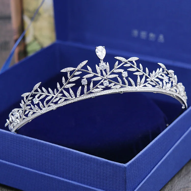 

Fashion AAA Cubic Zircoia White Gold Color Leaf Women Bride Tiaras Crown Elegant Engagement Gifts Hair Accessories C-21