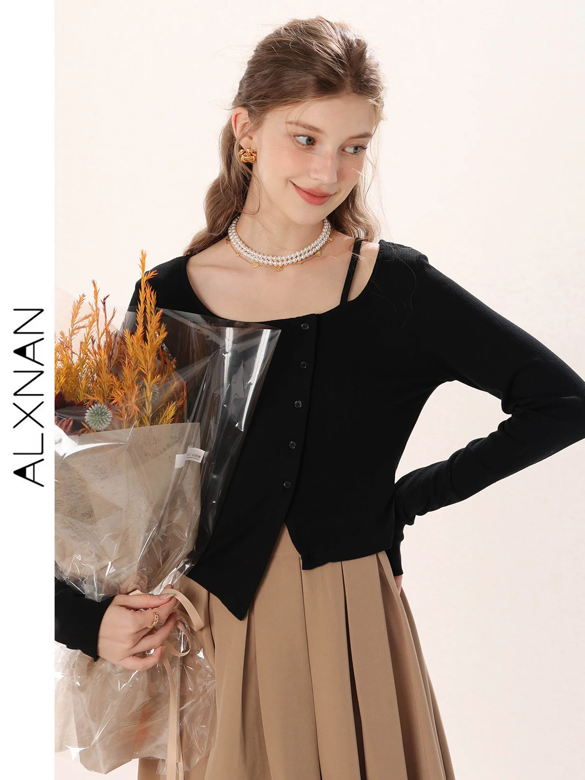 

ALXNAN, необычная футболка для женщин, осень 2024, вязаный кардиган, однобортный Тонкий Топ, женская футболка с круглым вырезом и длинным рукавом, TM00220