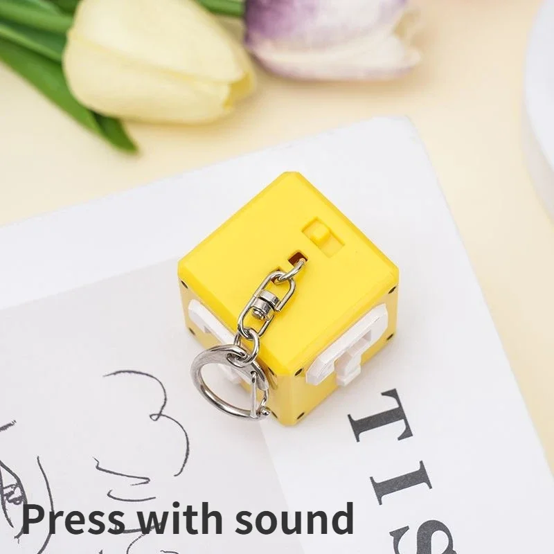 アクセサリー Mario Super Mario Keychain Question Mark Brick Sounds Pendant