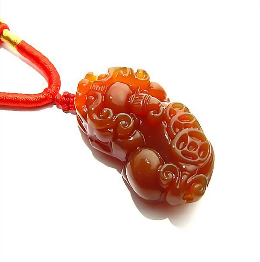 

Jewelry High Quality pendant Natural red jade Carved Pixiu Good Fortune Amulet Lucky Pendant Man Amulet charms