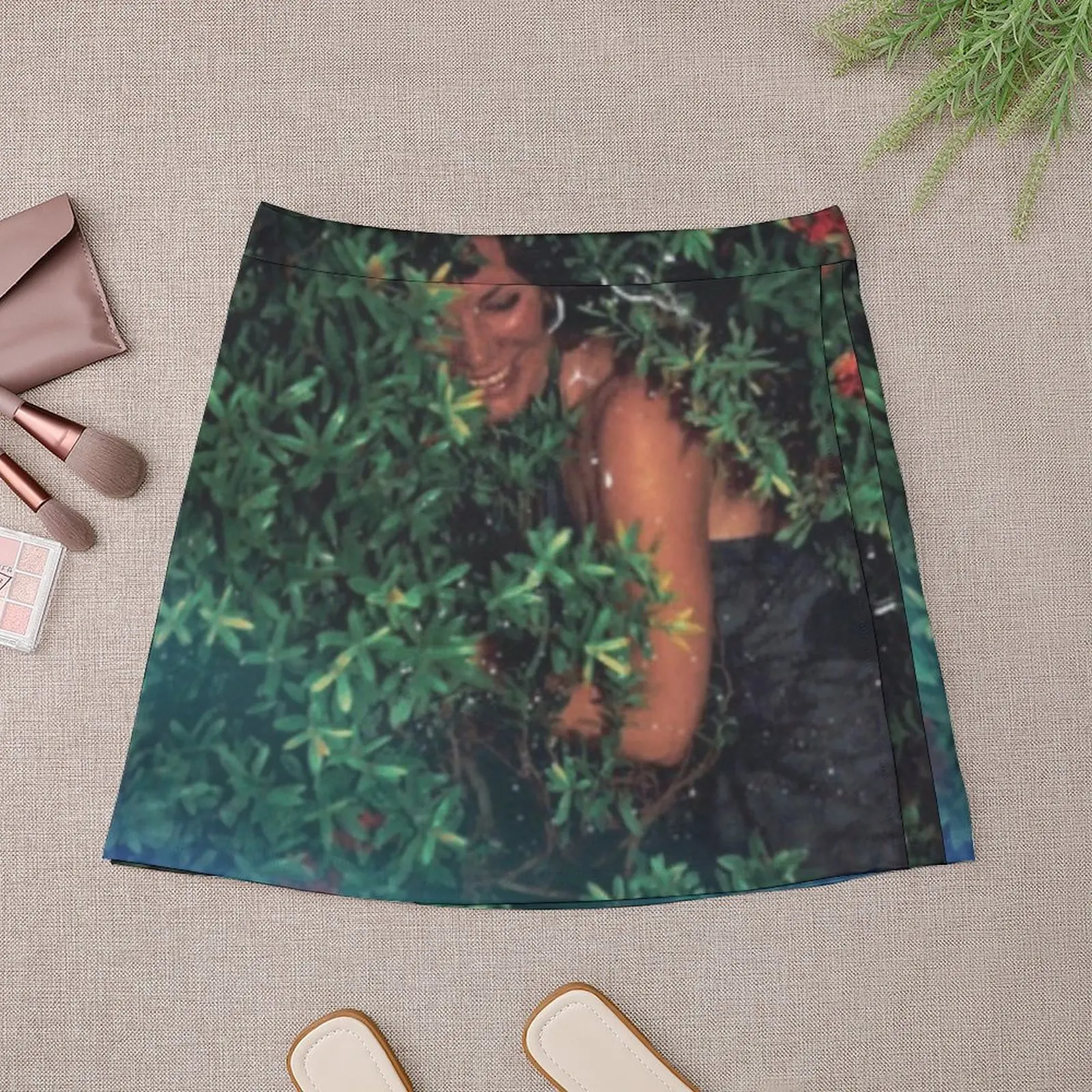 Luann in the bushes Mini Skirt korean style clothes womens clothing