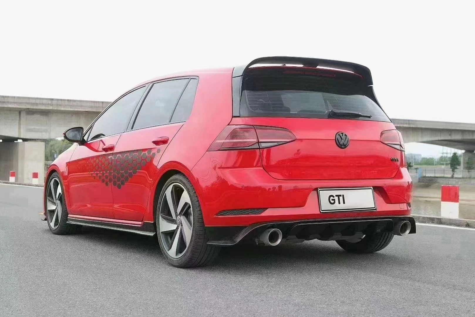 Explorando a Potência do Golf GTI 🌪, image size:1618x1080